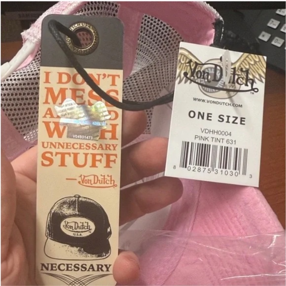 NWT Von Dutch Pink & White Velvet Snapback Trucker Hat Baseball Cap - Picture 6 of 11